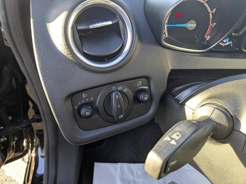 FORD Fiesta d’occasion à vendre à CARCASSONNE chez SAVVIC AUTO (Photo 3)