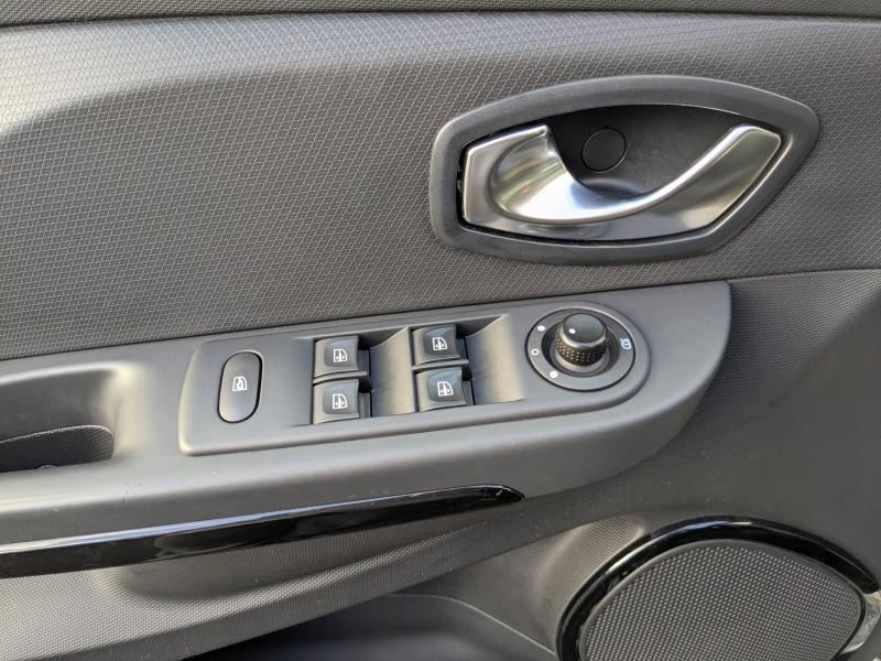 RENAULT Clio d’occasion à vendre à CARCASSONNE chez SAVVIC AUTO (Photo 4)