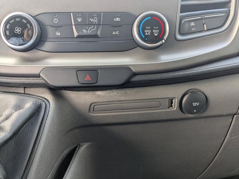 FORD Transit Custom Fg VUL d’occasion à vendre à CARCASSONNE chez SAVVIC AUTO (Photo 12)