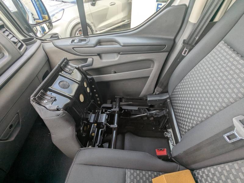 FORD Transit Custom Fg VUL d’occasion à vendre à CARCASSONNE chez SAVVIC AUTO (Photo 18)