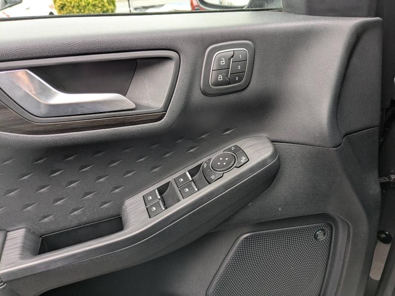 FORD Kuga d’occasion à vendre à CARCASSONNE chez SAVVIC AUTO (Photo 20)