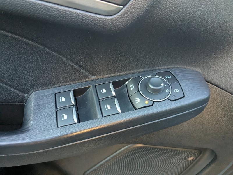 FORD Kuga d’occasion à vendre à CARCASSONNE chez SAVVIC AUTO (Photo 3)