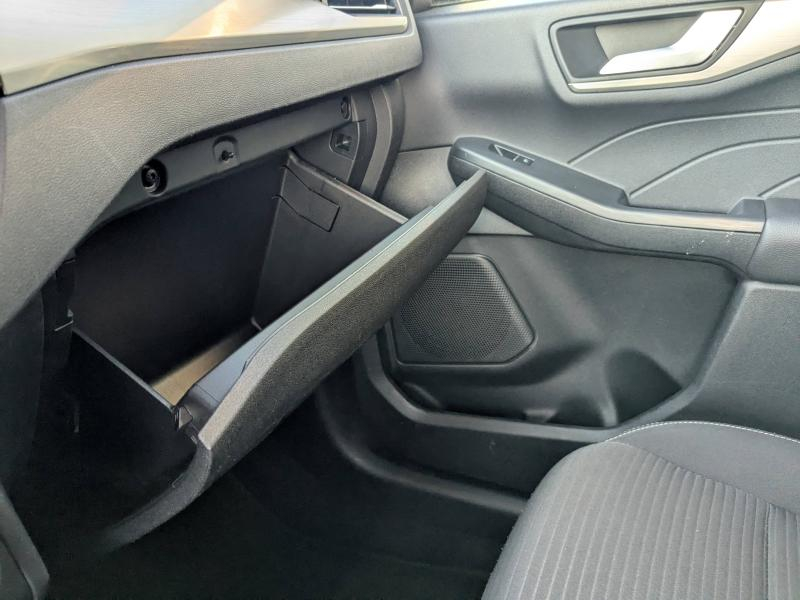 FORD Kuga d’occasion à vendre à CARCASSONNE chez SAVVIC AUTO (Photo 14)