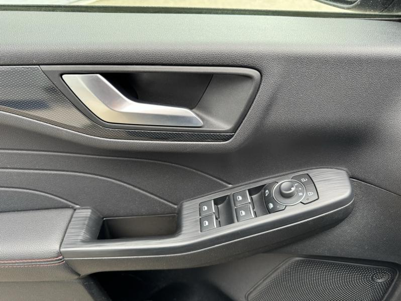 FORD Kuga d’occasion à vendre à CARCASSONNE chez SAVVIC AUTO (Photo 11)