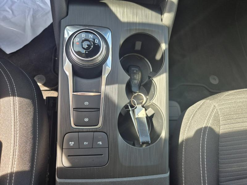 FORD Kuga d’occasion à vendre à CARCASSONNE chez SAVVIC AUTO (Photo 12)