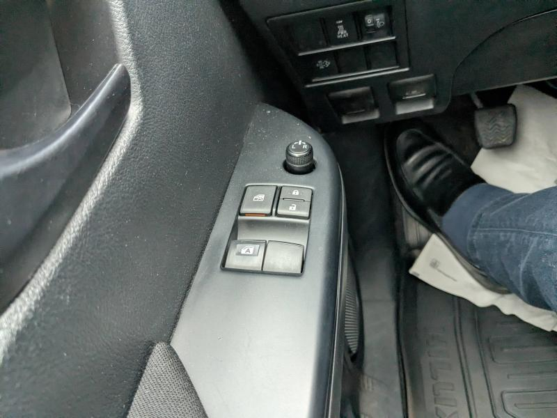 TOYOTA Hilux VUL d’occasion à vendre à CARCASSONNE chez SAVVIC AUTO (Photo 15)